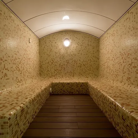 California Palace 4*