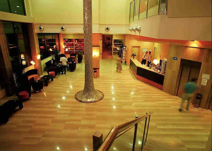 מלון California Palace