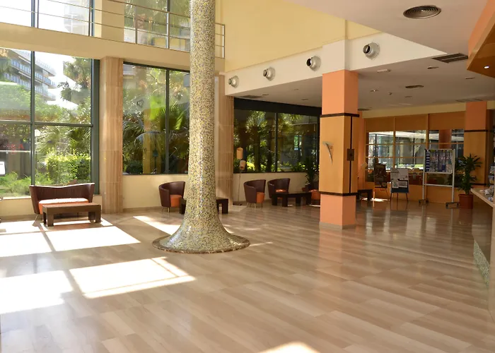 מלון California Palace 4*
