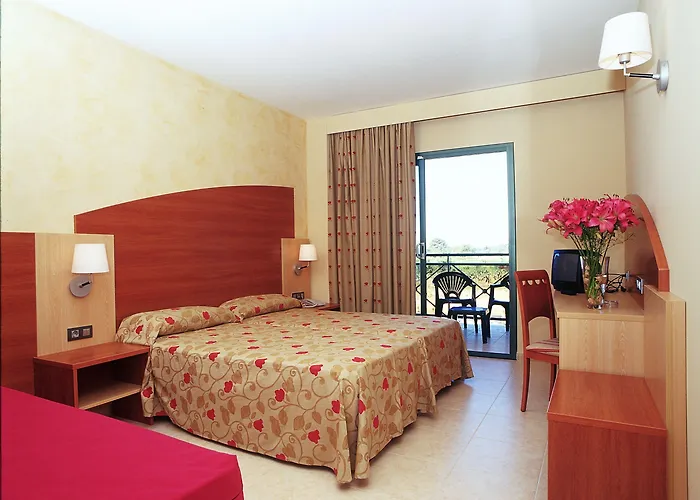 מלון California Palace 4*