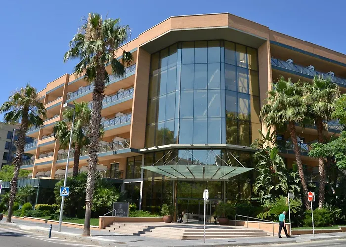 מלון California Palace סאלו