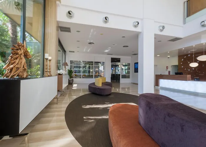 מלון California Palace 4*