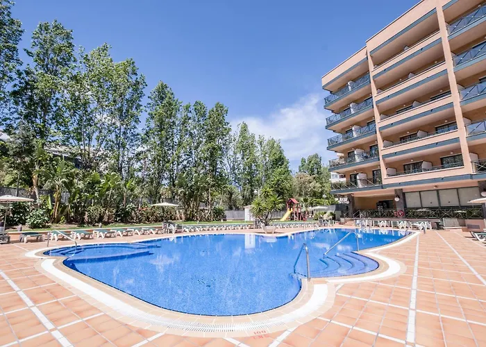 מלון California Palace סאלו