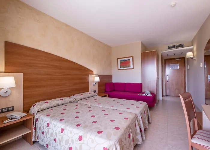 מלון California Palace סאלו