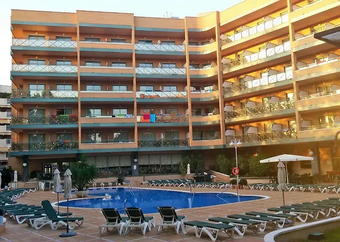 California Palace מלון 4*