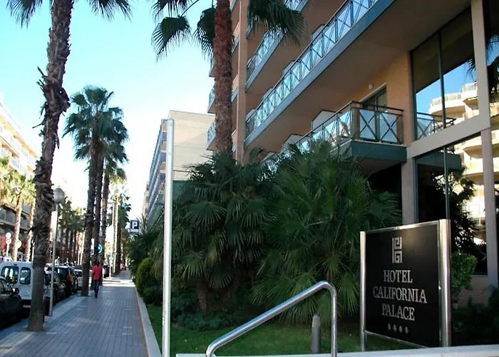 מלון California Palace סאלו