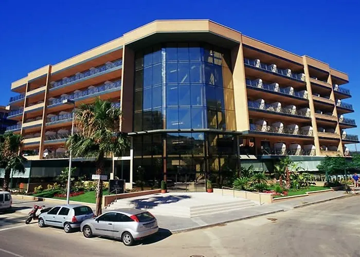 מלון California Palace סאלו