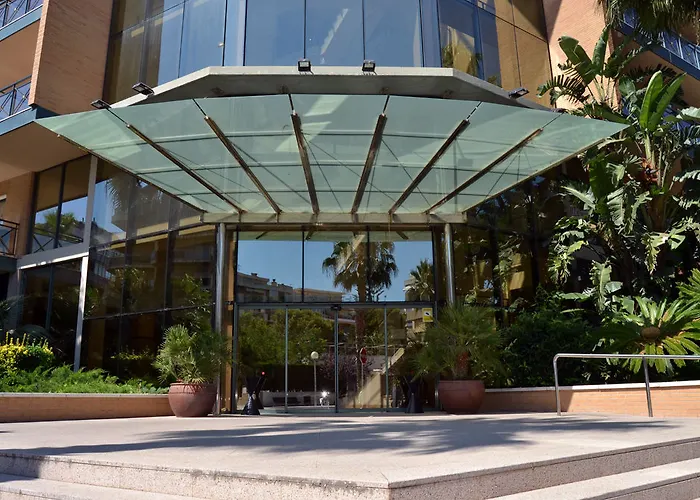 California Palace 4* סאלו