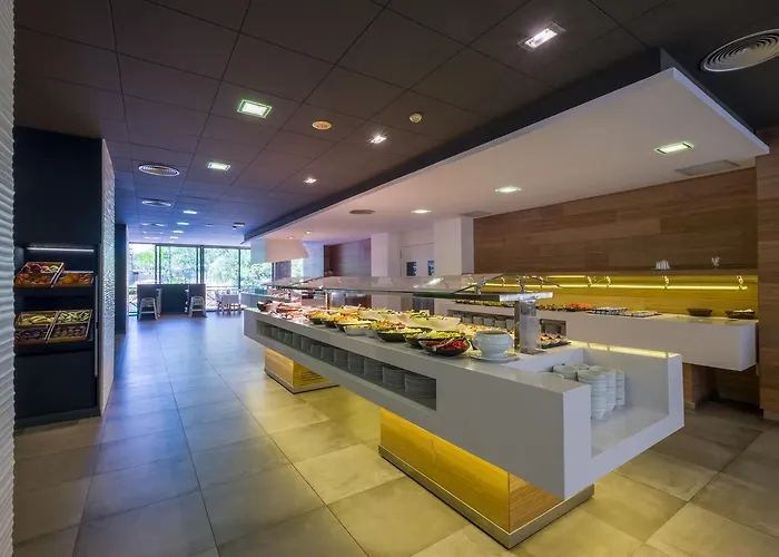 California Palace סאלו