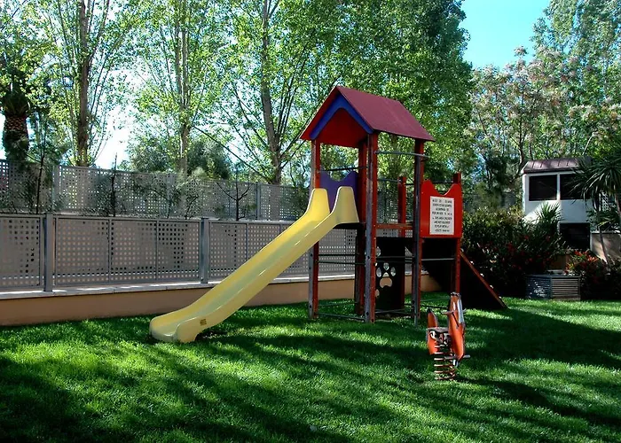 California Palace סאלו